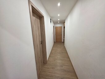 moderný, zariadený 3iz.,69 m2+2x loggia, Trenčianske Teplice - 14