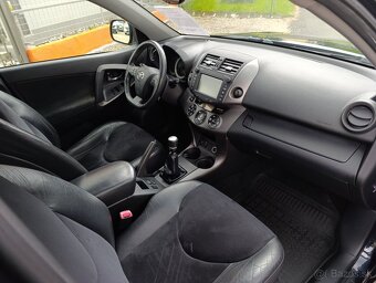 Toyota RAV4 4×4 2.2D-4D, Kamera , Navi, Koža - 14