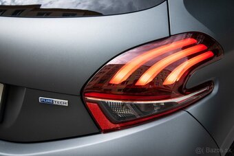 Peugeot 208 1.2 PureTech Allure A/T aj na splátky - 14