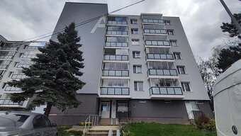 Slnečný 2 izbový  byt s nádhernym vyhľadom na les,zariadený - 14