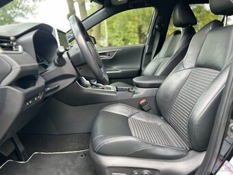 Toyota Rav4, 2.5 Hybrid Black Edition 1.maj - 14