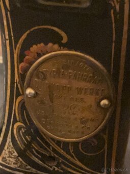 Starodávna šijací mašina Singer - 14