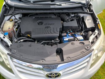 Toyota Avensis - 14