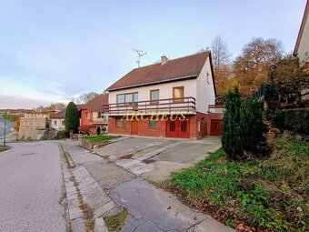 NA PREDAJ VIACGENERAČNÝ RODINNÝ DOM, POZEMOK 584M2, MYJAVA - 14