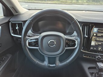 Volvo V90 D4 2.0L Momentum AWD A/T 140 kW - 14