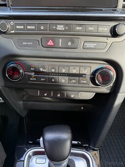 ia Ceed SW 1.6 CRDi 100 kW – First Edition A/T - 14