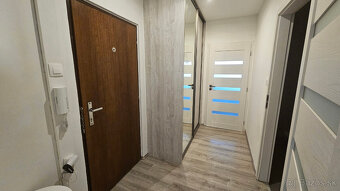 3-izb.byt v Senici - L. Novomeského s výťahom a lodžiou - 14