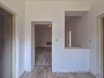 Predaj 4 izbový dom Kolárovo, Poľná 19 - 14