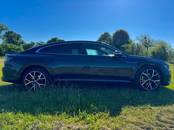 Volkswagen Arteon 2,0 TSI Facelift 41tisíc km v záruke - 14