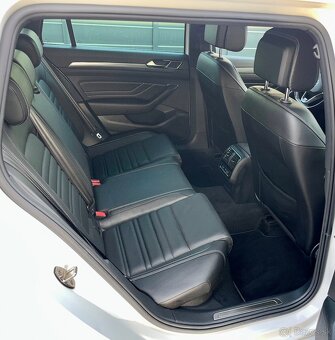 Volkswagen Passat Variant 2.0TDI R-Line 4Motion - 14