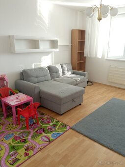 3 izbový byt Vinohrady sídlisko 60m2 - 14