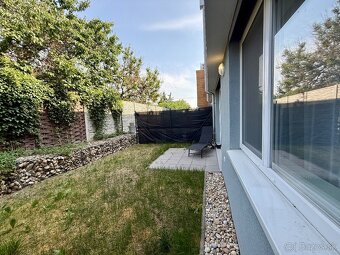 Prenájom 2,5 izbového bytu s bazénom a terasou s predzáhr - 14