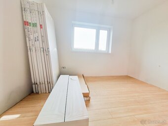 Hľadáme si suseda do dvojdomu v Báči - 14