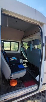 Ford Transit 300L 2,2 Tdci 6 miest, ťažné + NOVÁ STK - 14