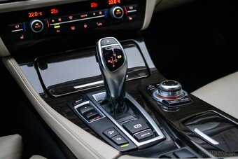 BMW 530d xDrive F10 190kw AT/8 2011 - 14