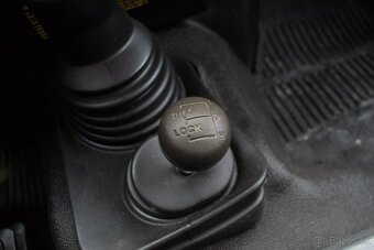 Land Rover Defender 110 2.5 Td5 HC PickUp - 14