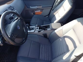 Volvo v50 - 14