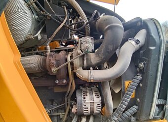 JCB 5CX Sitemaster PRO - 14