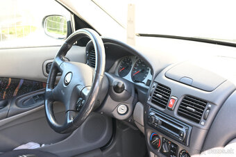 Nissan Almera 1.8 benzín r.v. 2001 - 14
