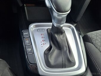 Kia Ceed SW 1.6 CRDi 136k Gold A/T - 14