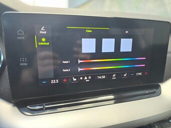 Škoda Octavia IV SPORT 2.0TDi DSG 110kW VIRTUAL/HUD/KESSY - 14