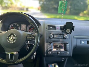 Volkswagen Touran 2.0 TDI Highline DSG - 14
