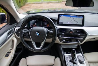 BMW 540d mHEV xDrive /AJ NA SPLÁTKY/PROTIHODNOTA/ODPOČET DPH - 14