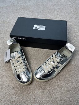 Onitsuka Tiger Mexico 66 Off White - 14