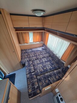 Knaus Eifelland 395 - 2001, predstan spolu so strieskou - 14