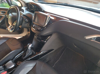 Peugeot 2008 1.6 BlueHDi 100 Allure - 14