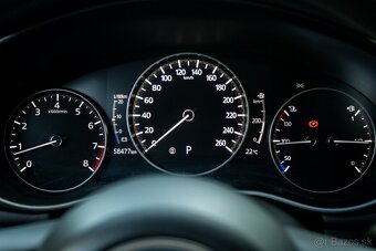 Mazda 3 2.0 Skyactiv G122 Plus A/T 90kw - 14