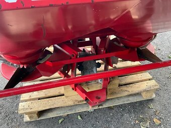 1200L Nizozemské rozmetadlo LELY CENTERLINER SL - 14