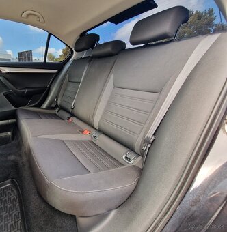 ŠKODA OCTAVIA 1.6 TDI 116K STYLE EU6 DSG - 14