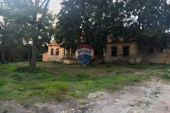 RE/MAX | Exkluzívna klasicistická kúria v Jatove– historický - 14