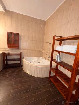 Michalovce Budova Námestie Osloboditeľov - 14