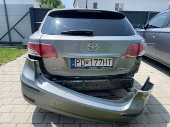 Toyota Avensis T27 2,0 D4D, 93kw, r.v. 2010 - 14