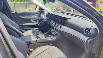 Mercedes-Benz E trieda Kombi 300 T d Avantgarde 4Matic 7-m - 14