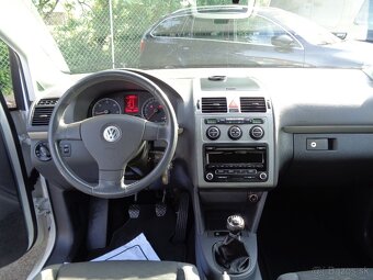 Volkswagen Touran 1.9 TDI Trend - 14