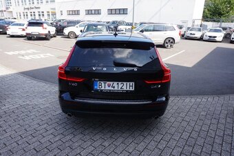 Volvo V60 II D4 AWD Drive-E AUT MOMENTUM PRO Jul 2020 - 14