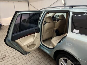Škoda Octavia II combi 2.0TDi,103kW,DSG,4x4,tažné,Xenon,Kůže - 14