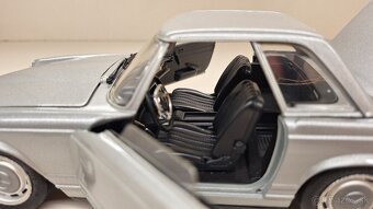 1:18 MERCEDES-BENZ PAGODA 280 SL - 14