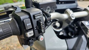 Honda X-ADV 750 r.v. 2023 - 14