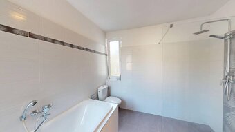 Rodinný dom na pozemku 2200m² s možnosťou ďalšej výstavby (K - 14