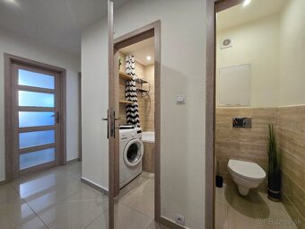 3+KK byt, Gudernová ul., 55 m2, bez BA, po rekonštrukcii - 14