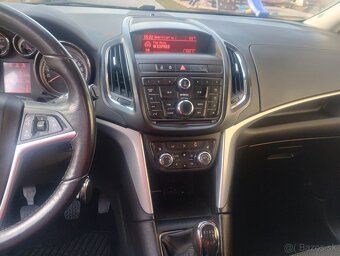Opel Zafira Tourer - 14