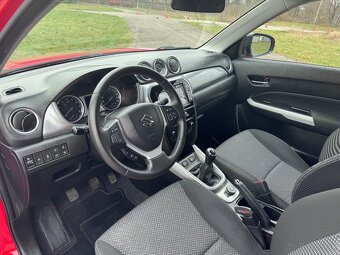 Suzuki Vitara 1.6 benzín 4x4 - 14
