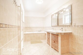Nadštandardný veľkorysý rodinný dom - Kišovce - na predaj - 14
