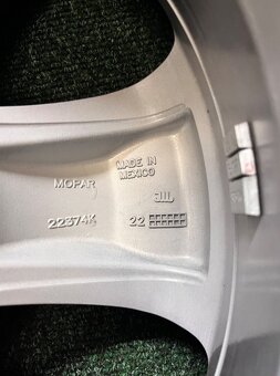 6x139.7 R20 Originál Dodge RAM 1500 model 2022 + senzory - 14