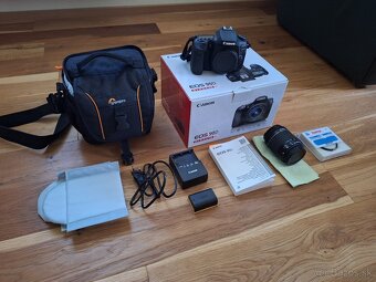 Canon EOS 90D - 14