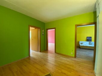Trojizbový byt s loggiou blízko centra  Lučenec - Vajanského - 14
